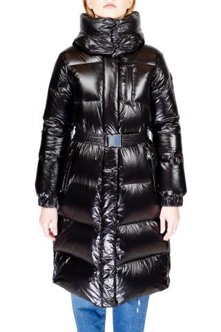 Куртка женская OU0284-0820 `Woolrich` черный