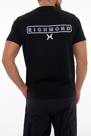 Футболка мужская UMP25003TS-0225-2 `Richmond X` черный